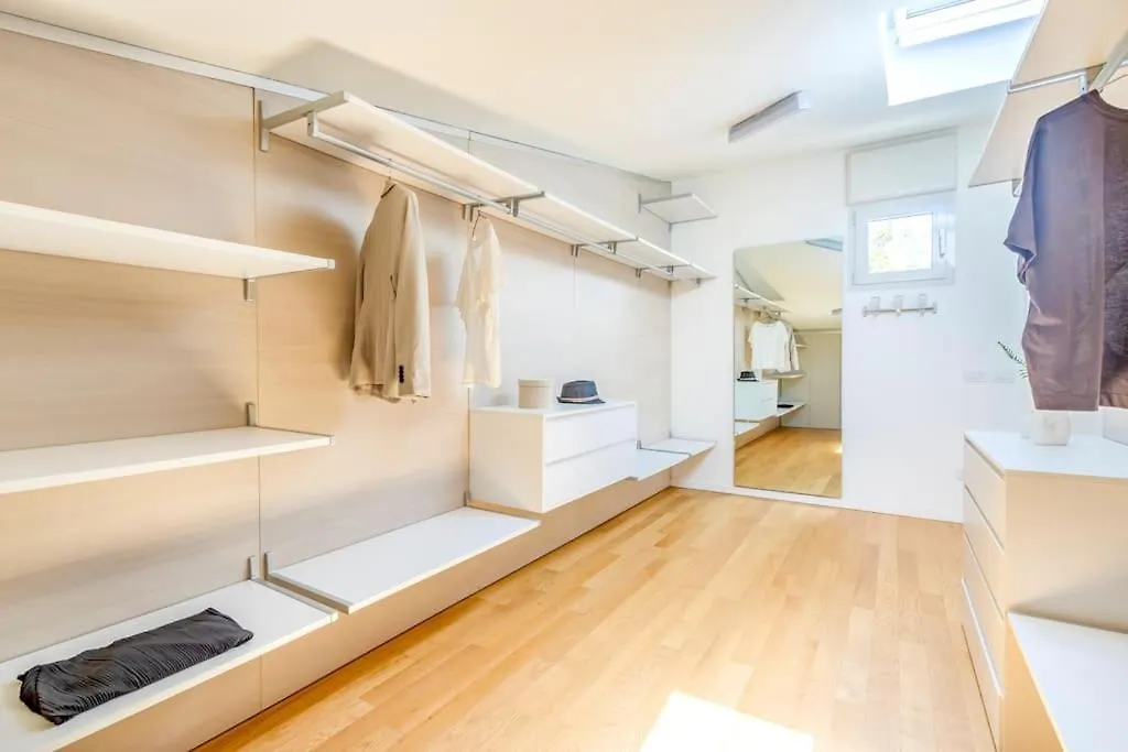 Apartment Over The Sky Of The Motor Valley - Luxury Penthouse Modena