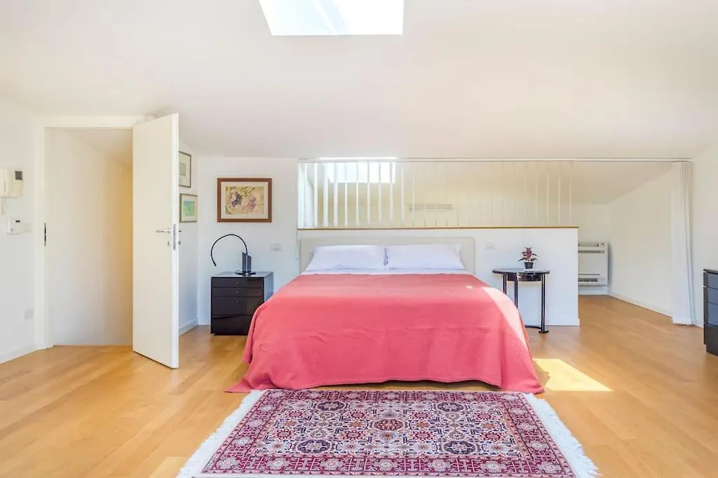 Apartment Over The Sky Of The Motor Valley - Luxury Penthouse Modena