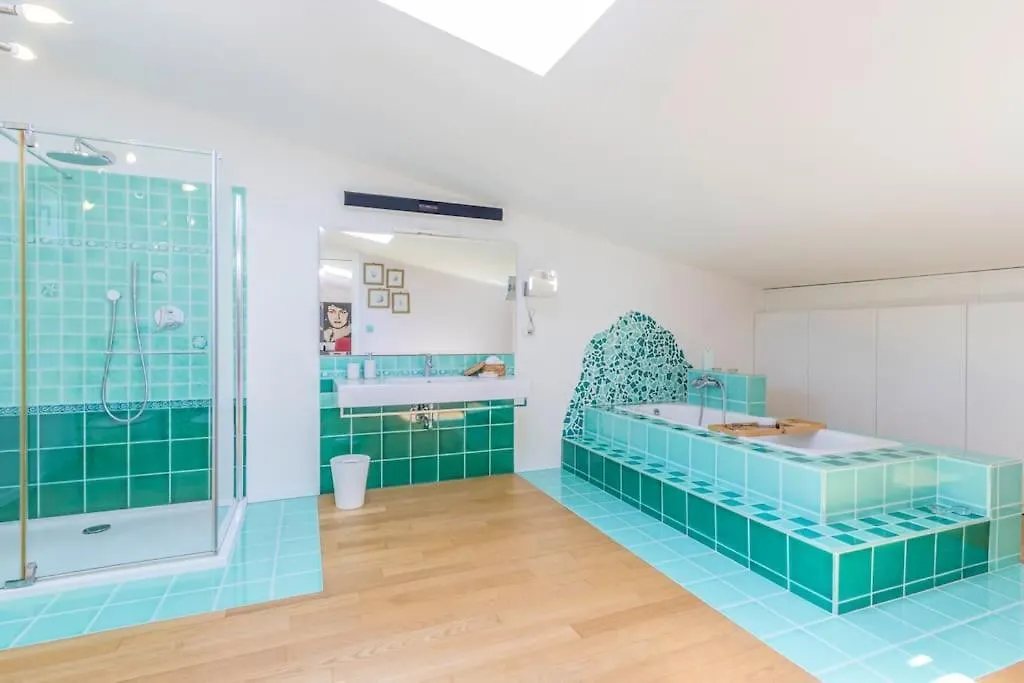 Over The Sky Of The Motor Valley - Luxury Penthouse Modena